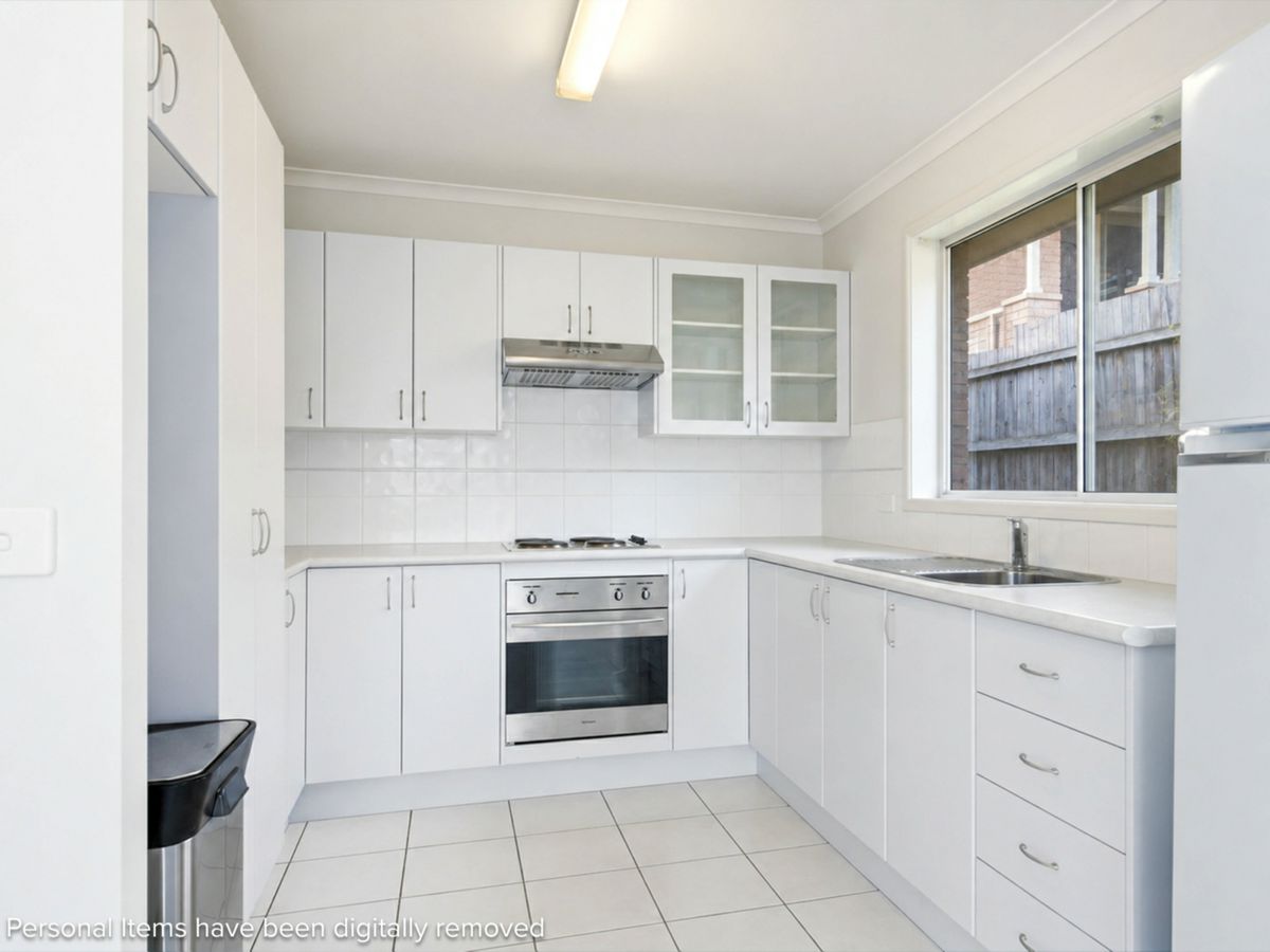 32 Berrima Parade, Surfside - image 2