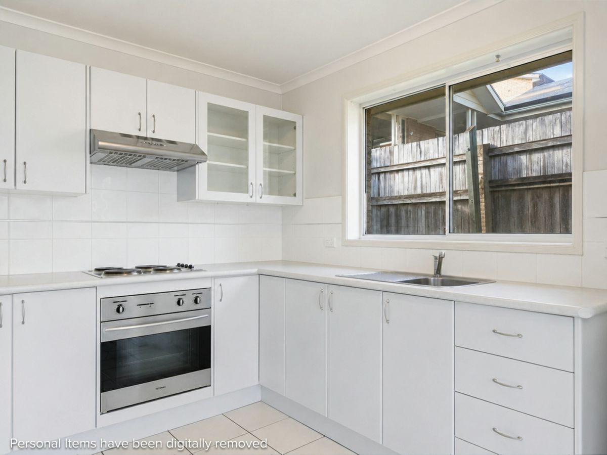 32 Berrima Parade, Surfside - image 3