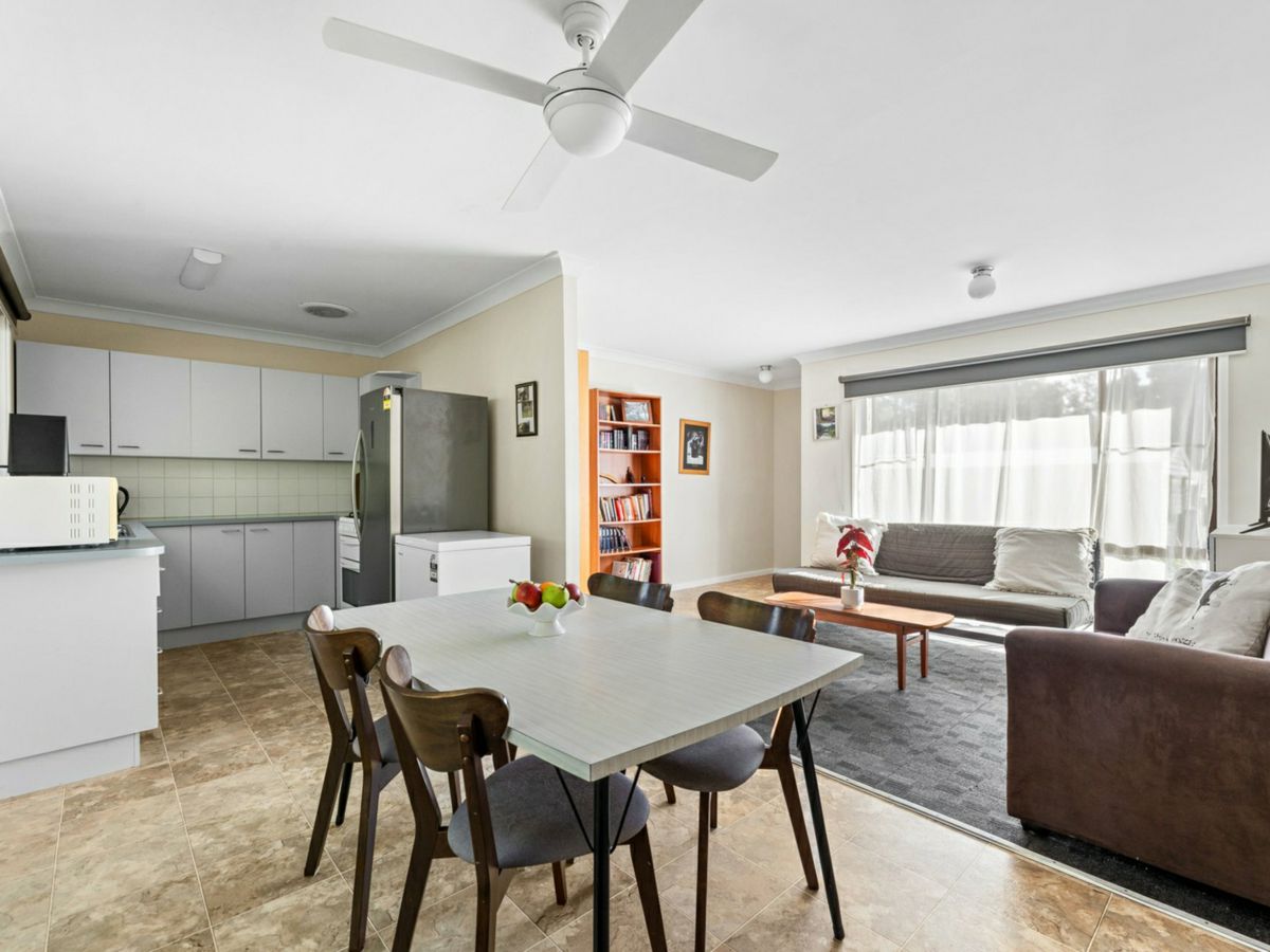8/15 Crown Street, Batemans Bay - image 3