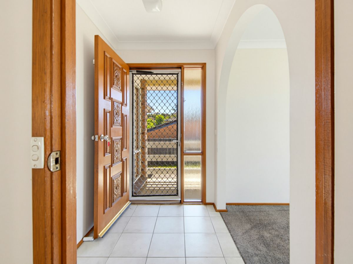 33 Pacific Road, Surf Beach - image 3