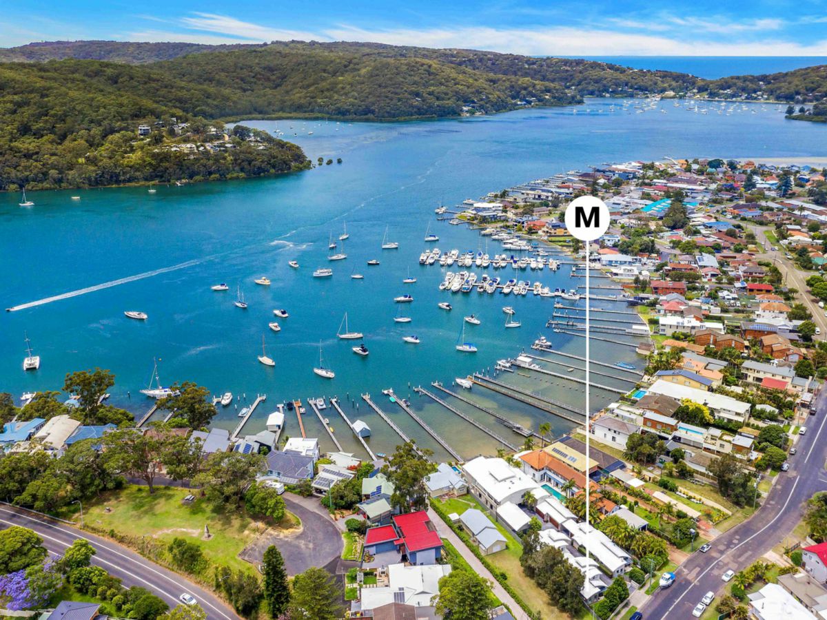 1/30 Booker Bay Road, Booker Bay - image 2
