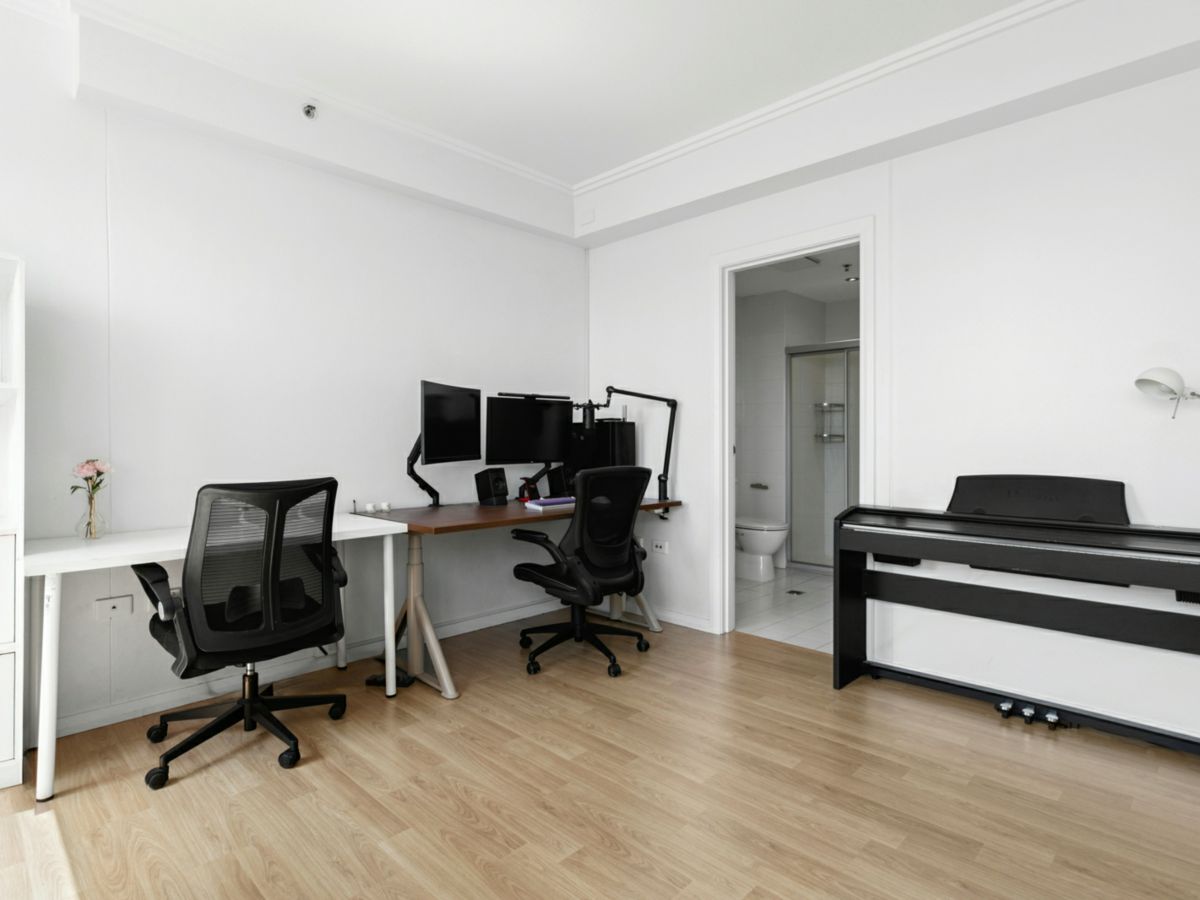 186/1 Railway Parade, Burwood - image 3