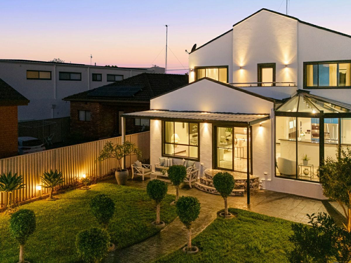 110 Cabarita Road, Cabarita - image 1