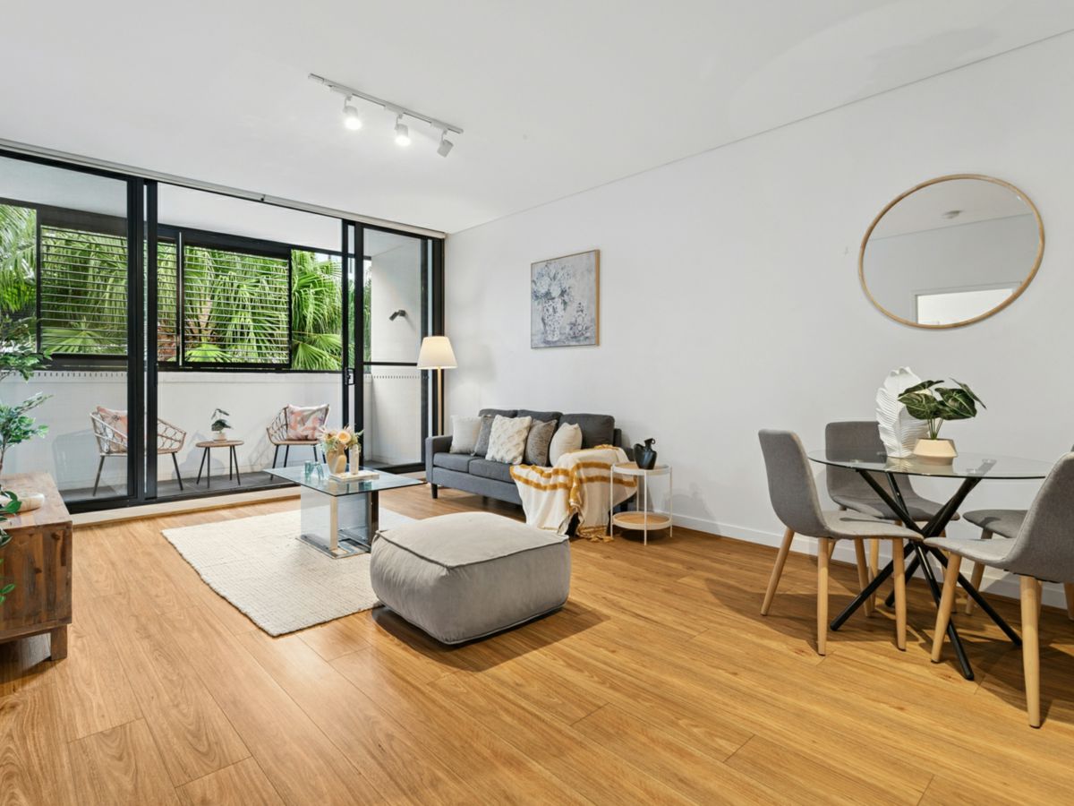 206/7 Conder Street, Burwood - image 1
