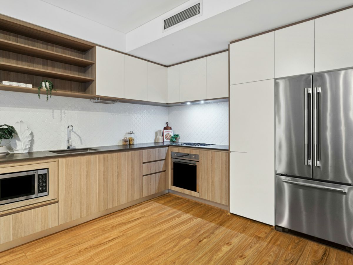 206/7 Conder Street, Burwood - image 3