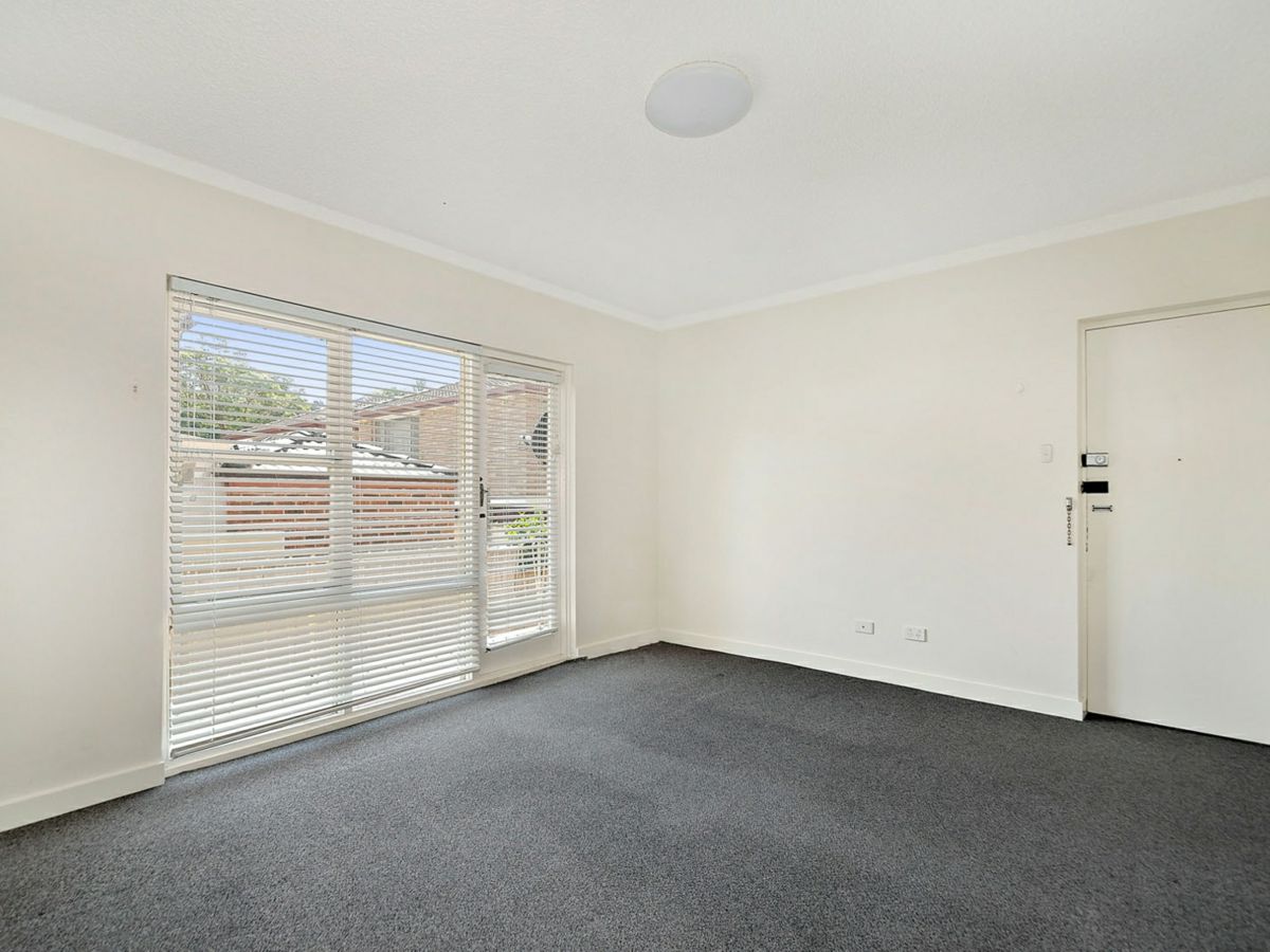 3/28 Hornsey Road, Homebush West - image 1