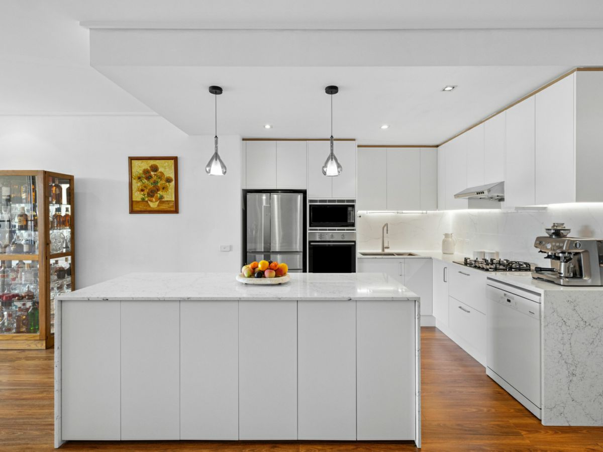 315/3 Amalfi Drive, Wentworth Point - image 3