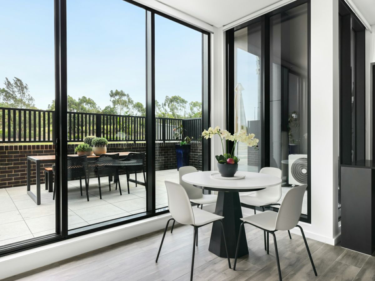 102/3 Bennelong Parkway, Wentworth Point - image 2