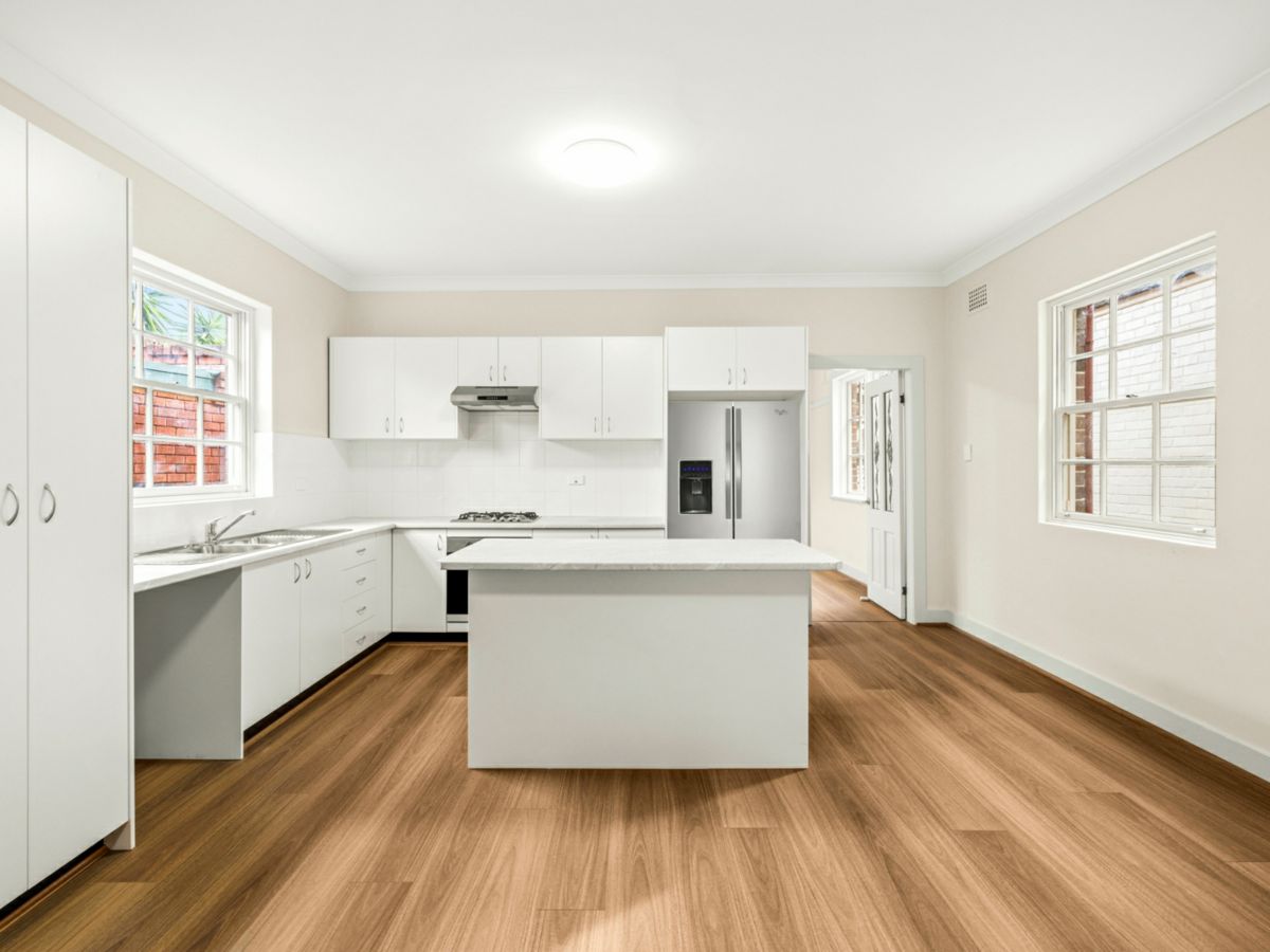 28 Sutton Street, Five Dock - image 3