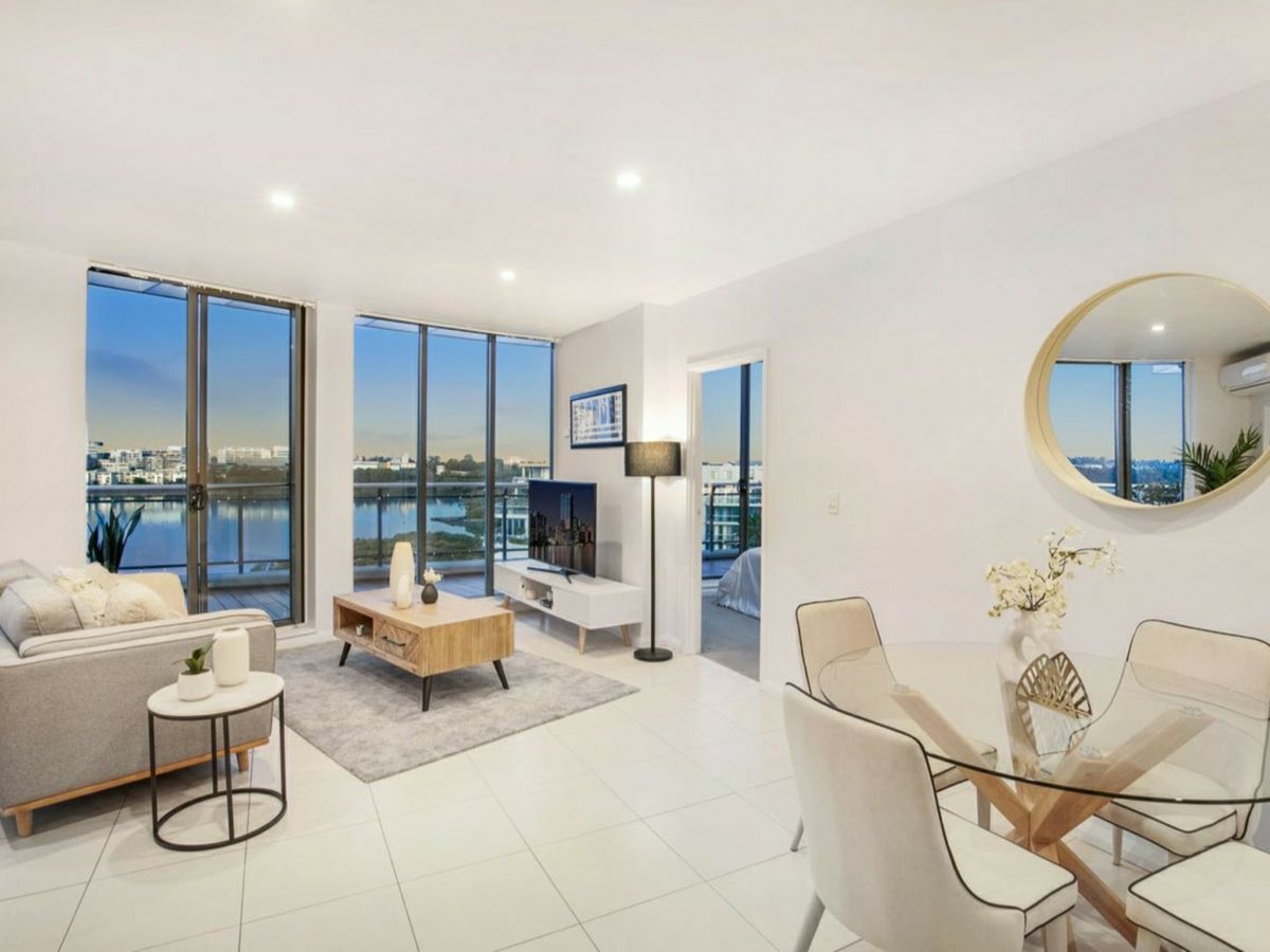 26/27 Bennelong Parkway, Wentworth Point - image 2