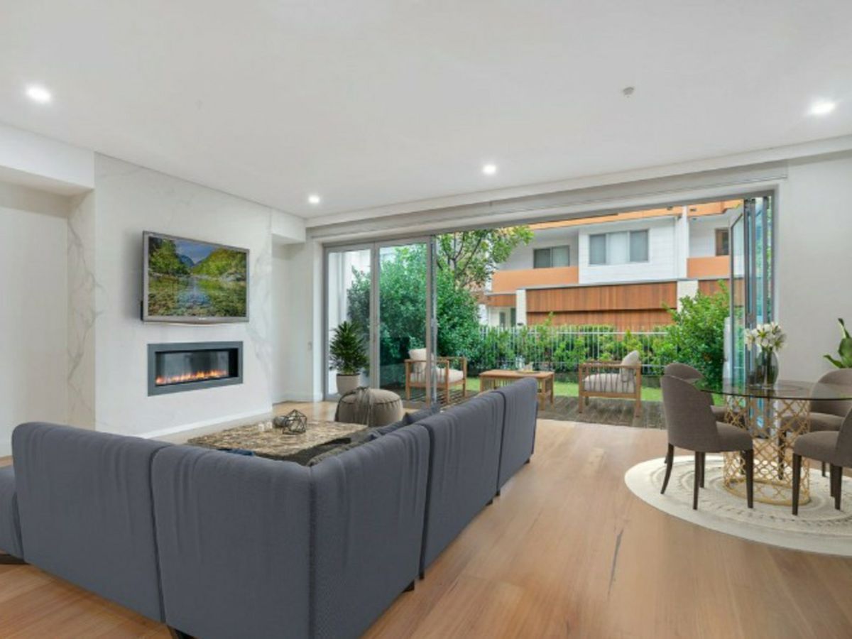 31 Fairway Circuit, Strathfield - image 2