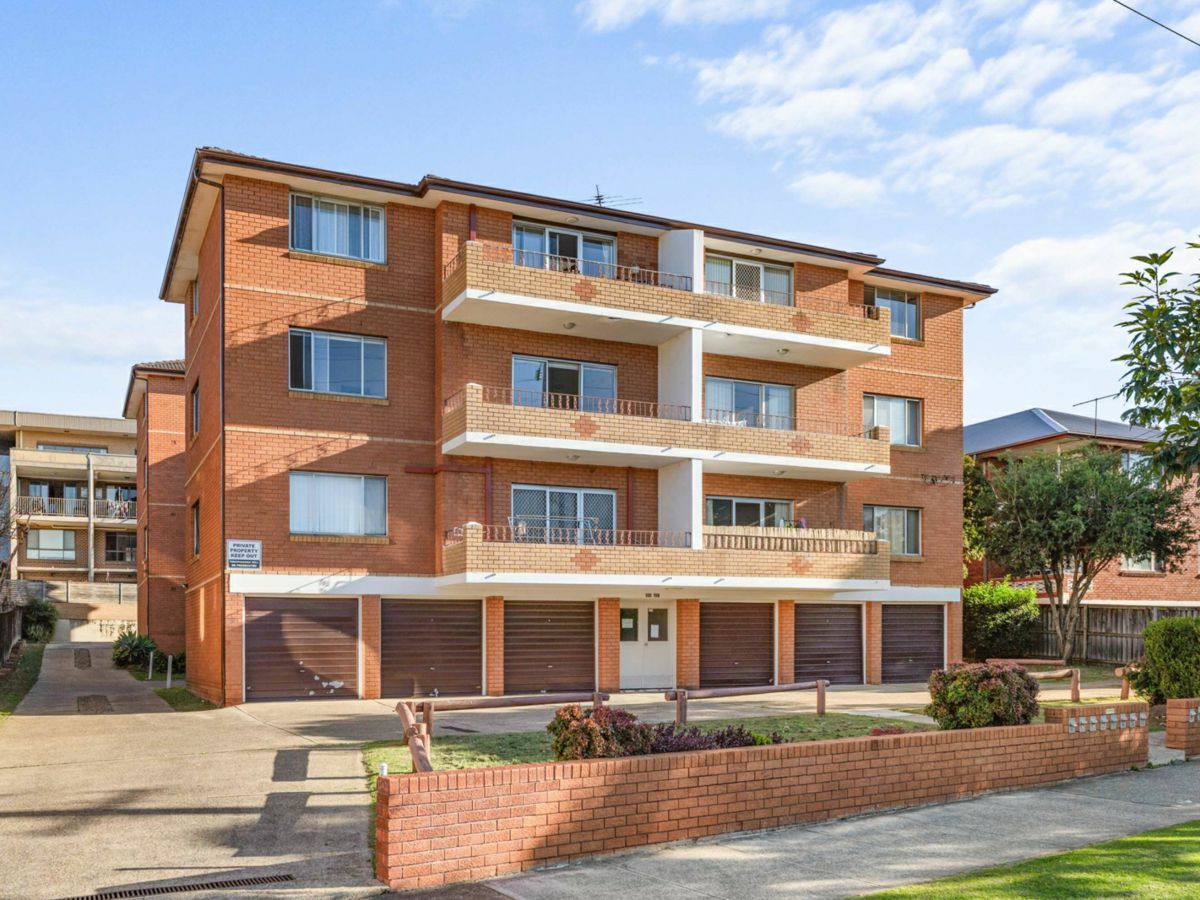 9/117 The Crescent, Homebush West - image 1