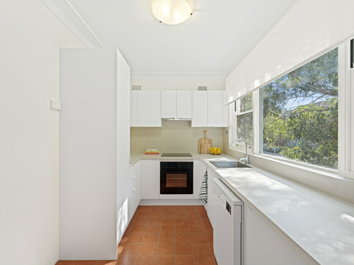 4/34 Russell Street, Strathfield - image 2