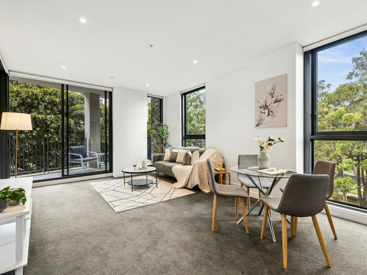 20209/2B Figtree Drive, Sydney Olympic Park - image 1