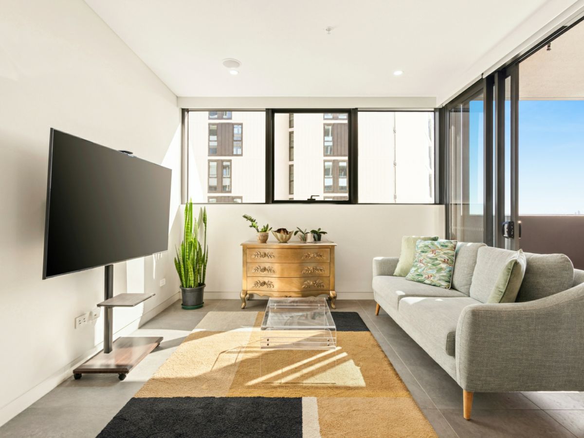 1603/9 Nipper Street, Homebush - image 1