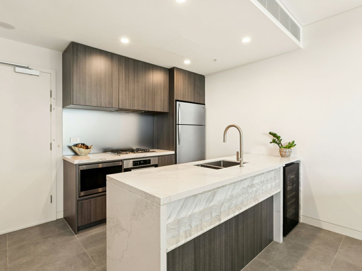 1603/9 Nipper Street, Homebush - image 3
