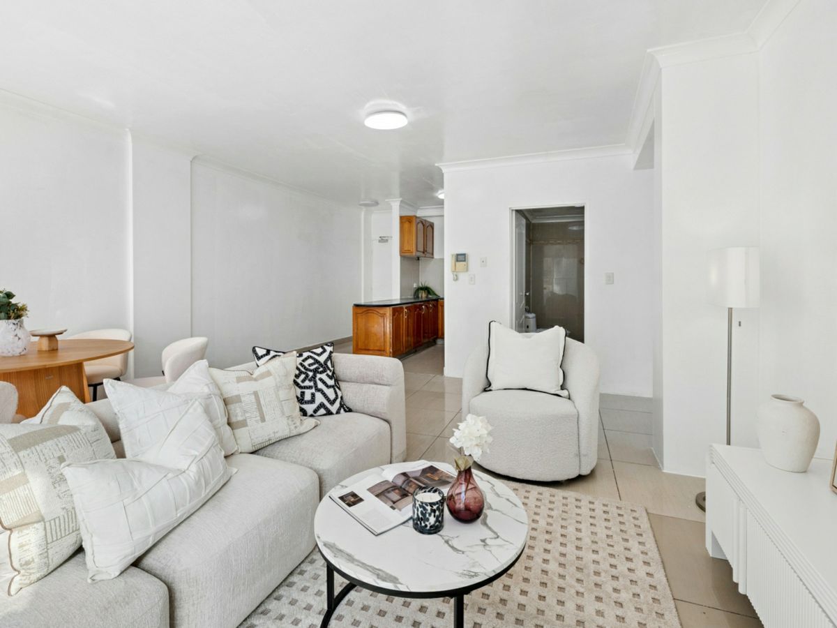 7/150 Marsden Street, Parramatta - image 3