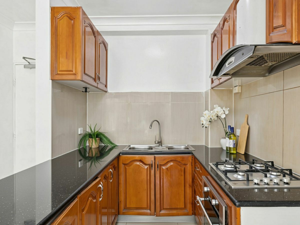7/150 Marsden Street, Parramatta - image 3