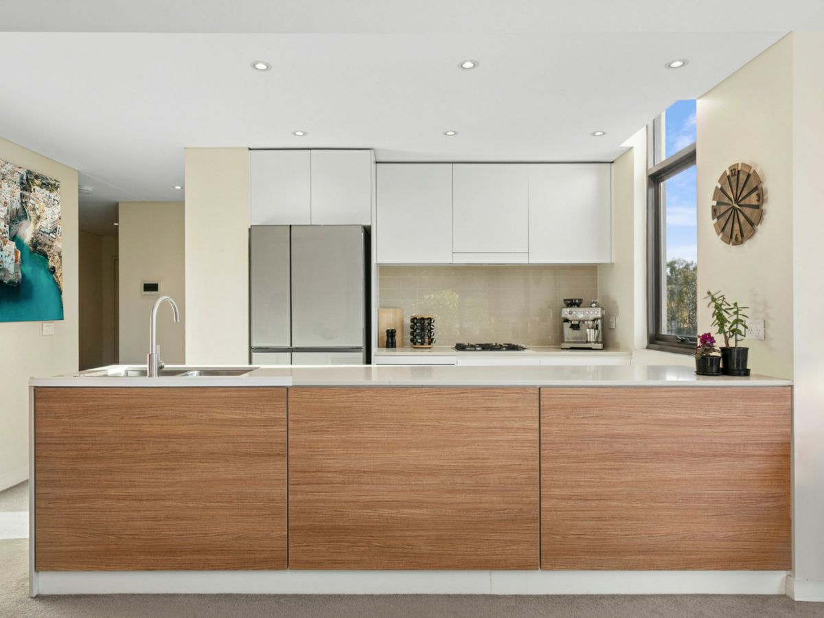 412/27 Hill Road, Wentworth Point - image 3