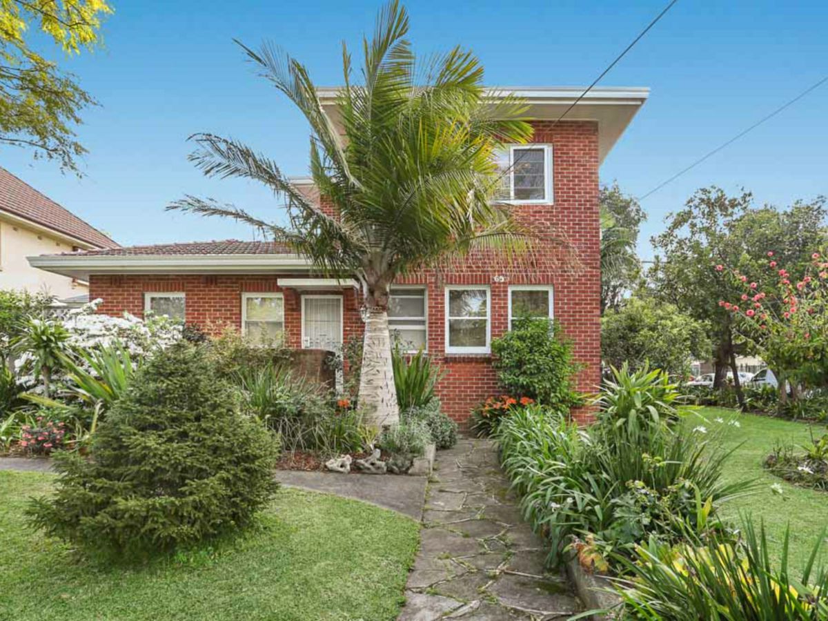 2A Carrington Avenue, Strathfield - image 2