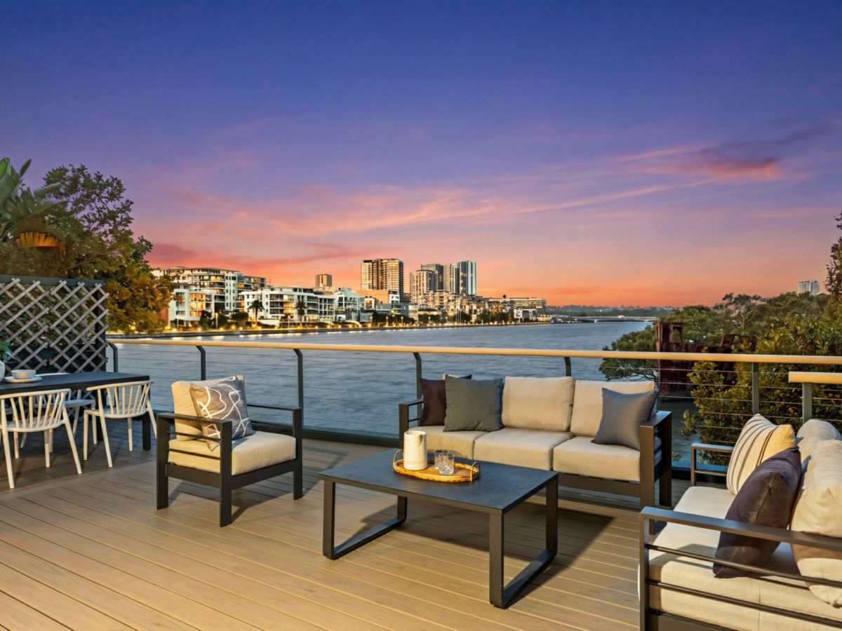 10/29 Bennelong Parkway, Wentworth Point - image 1