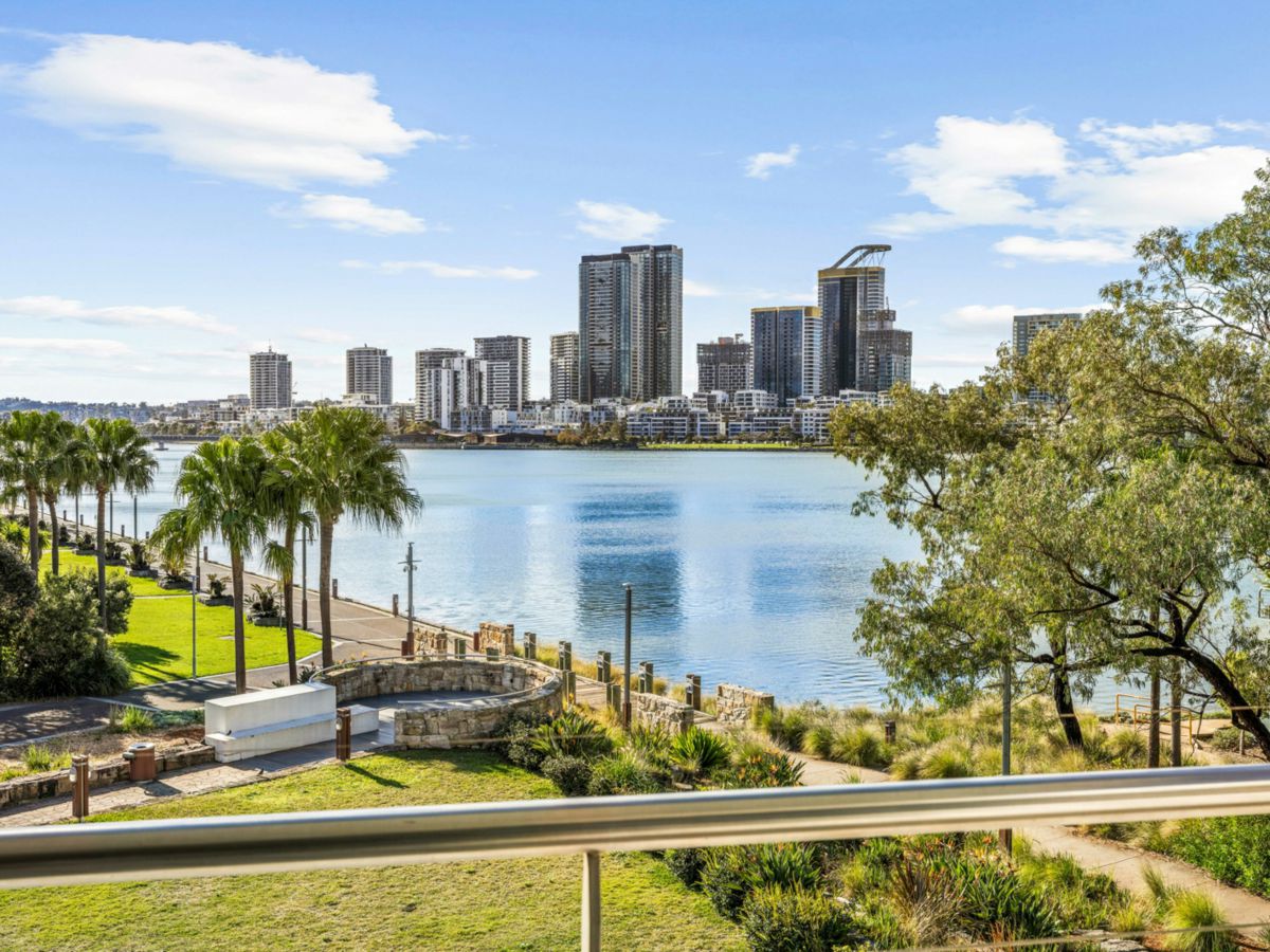 103/1 Amalfi Drive, Wentworth Point - image 3