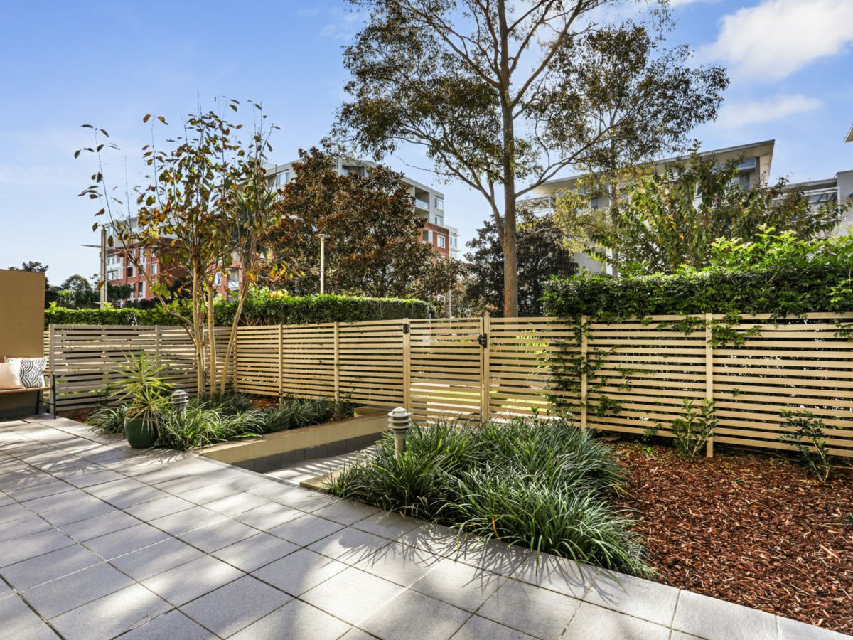 104/4 Stromboli Strait, Wentworth Point - image 1