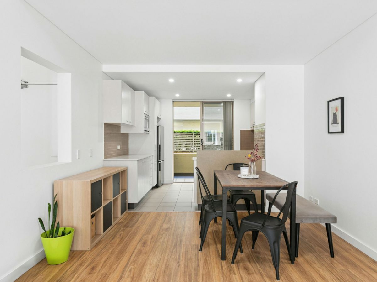 104/4 Stromboli Strait, Wentworth Point - image 3
