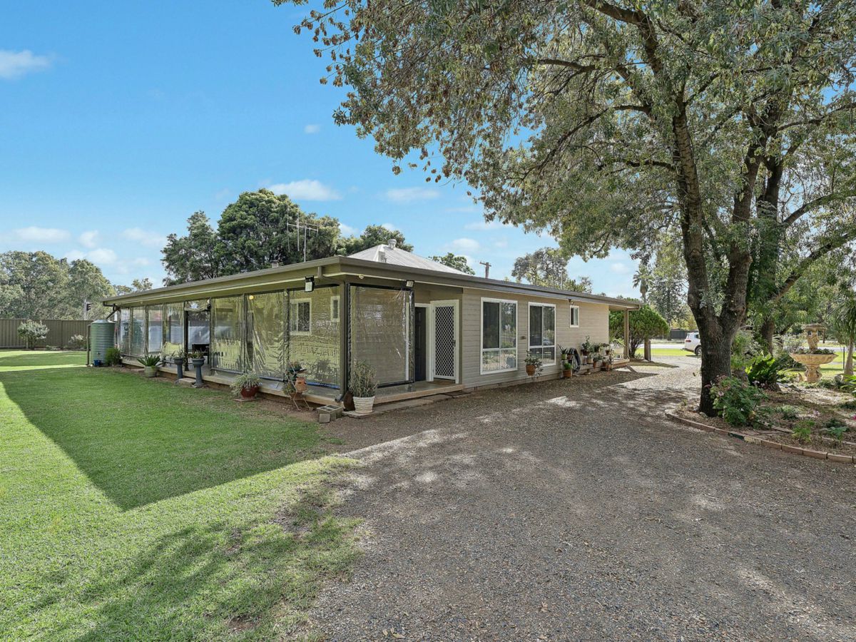 8791 Lachlan Valley Way, Forbes - image 2