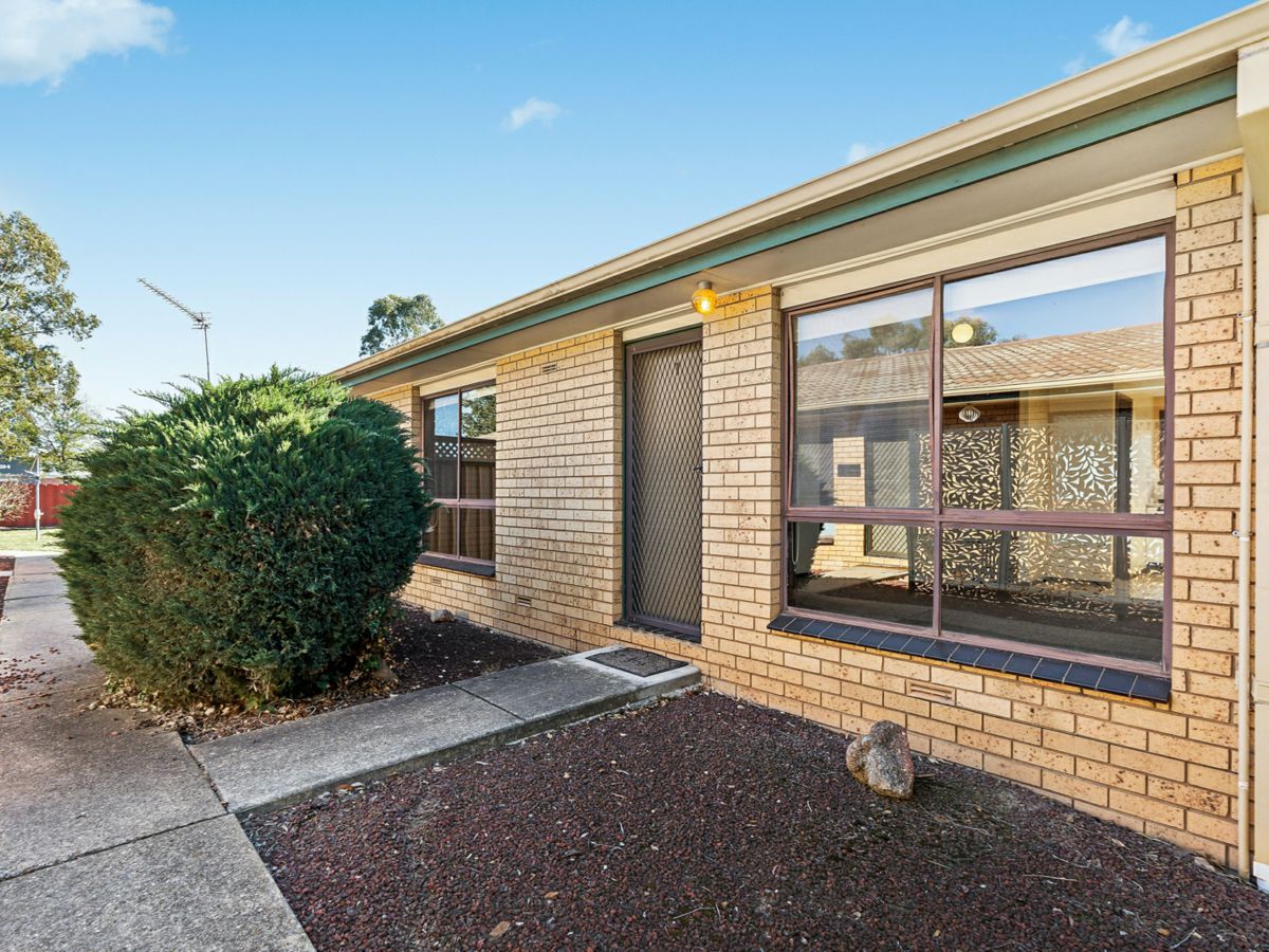 1/18 Vestey Street, Wagga Wagga - image 1