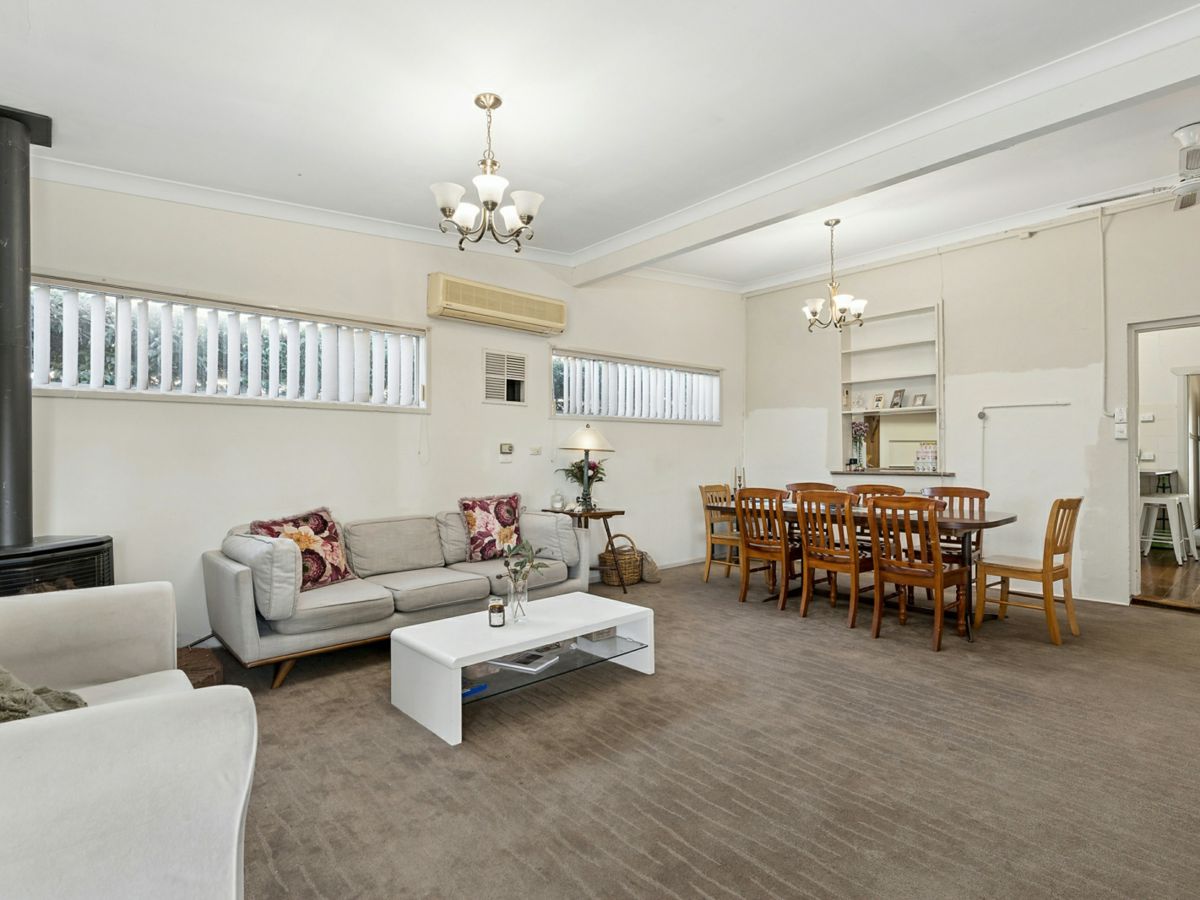 96 Wade Avenue, Leeton - image 3