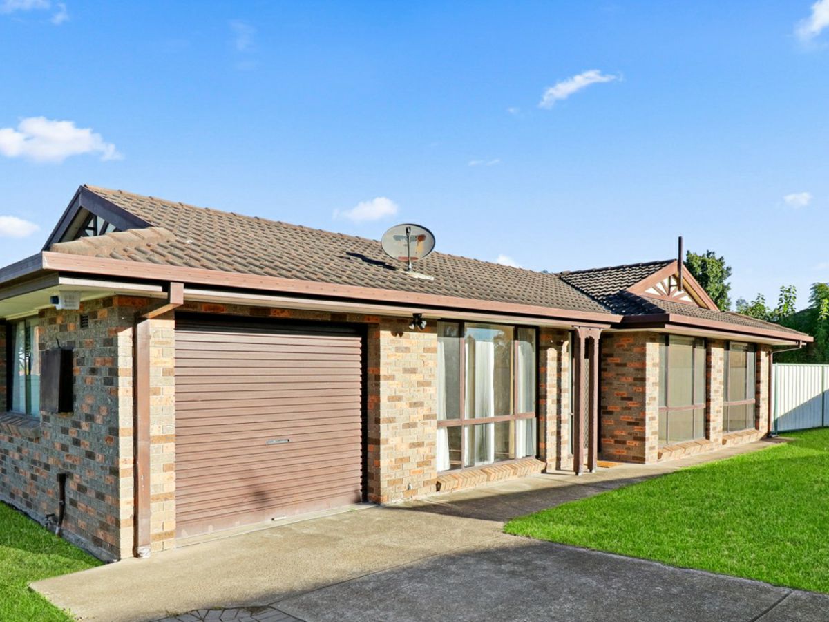 130 Armitage Drive, Glendenning - image 1