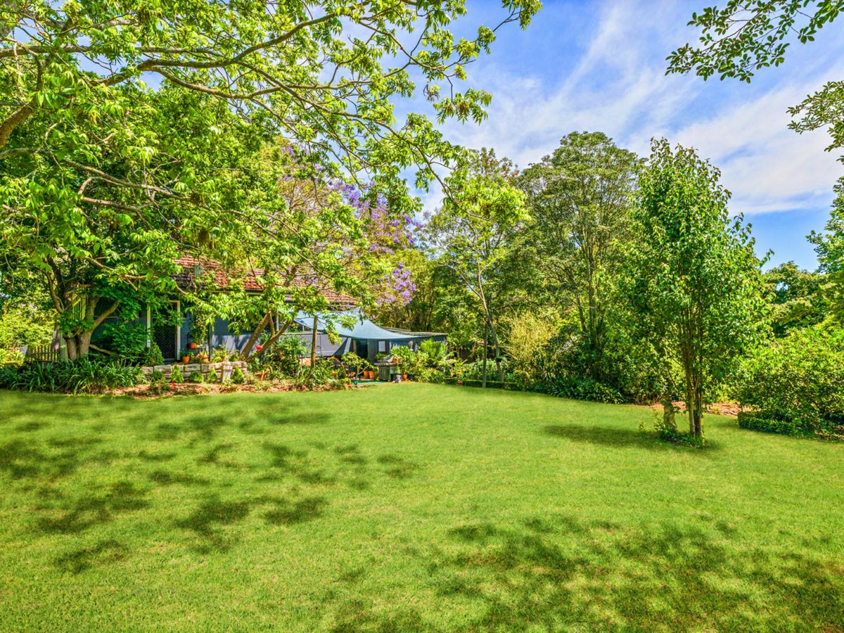 9-11 Radnor Road, Galston - image 2