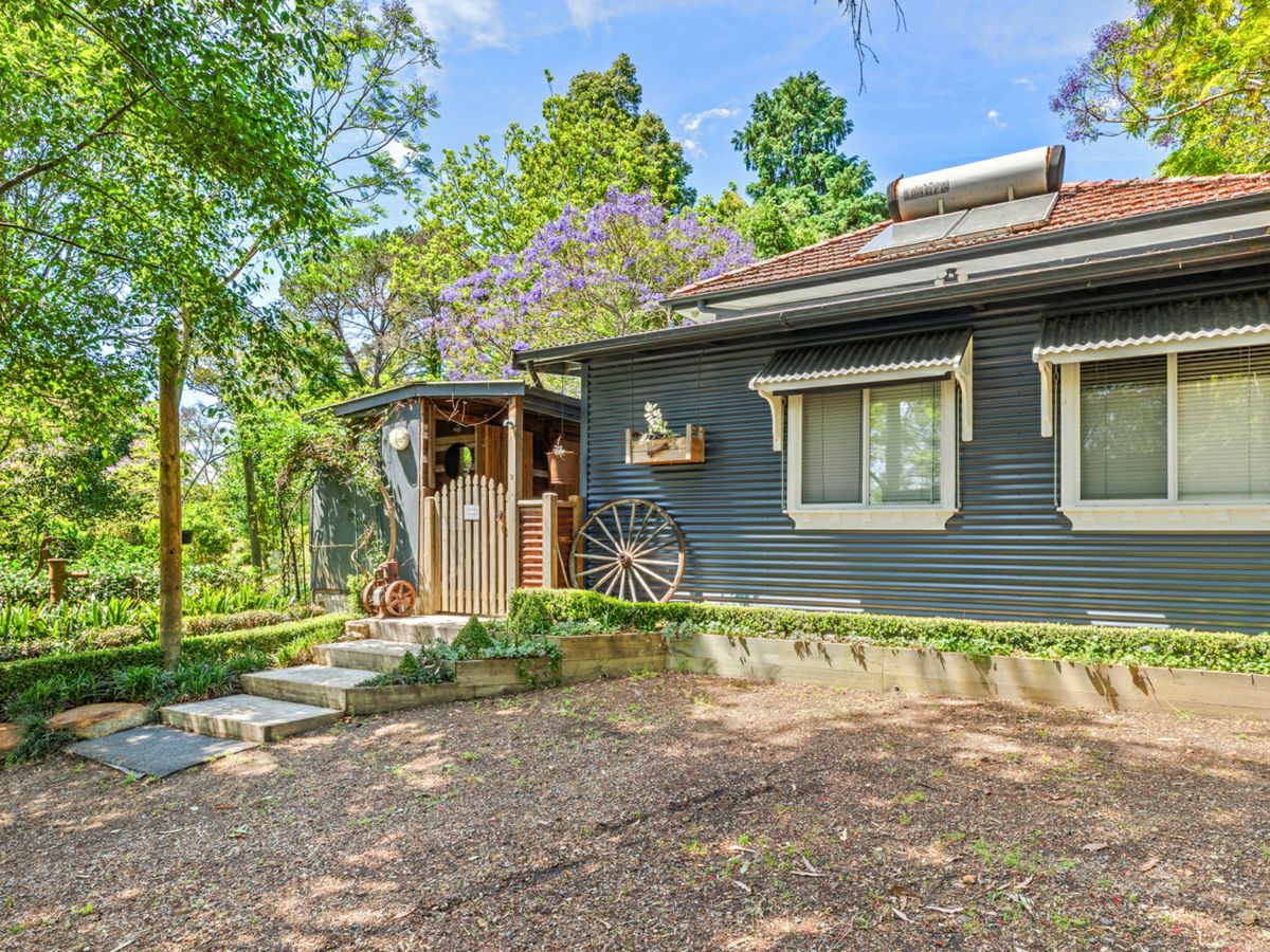 9-11 Radnor Road, Galston - image 3