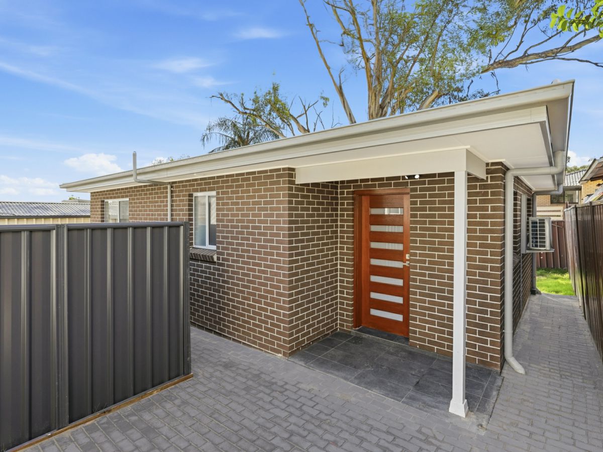 28A Glenn Street, Dean Park - image 1