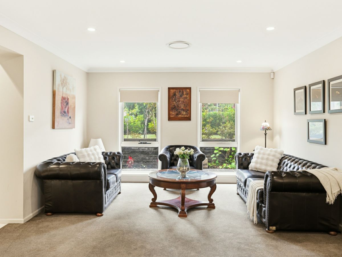 4 Oakvale Avenue, Kellyville Ridge - image 3