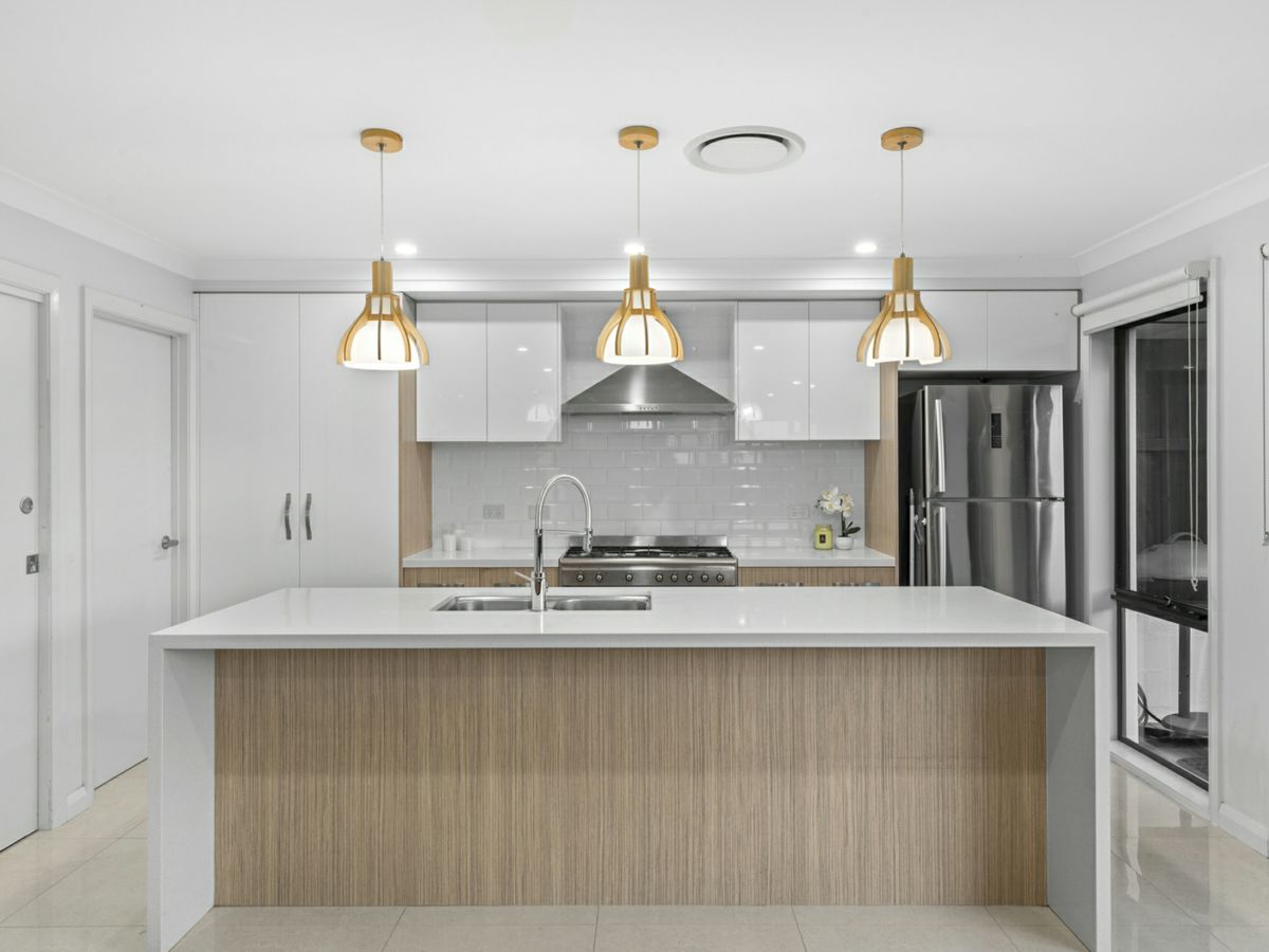118 St Albans Road (tallawong), Schofields - image 2