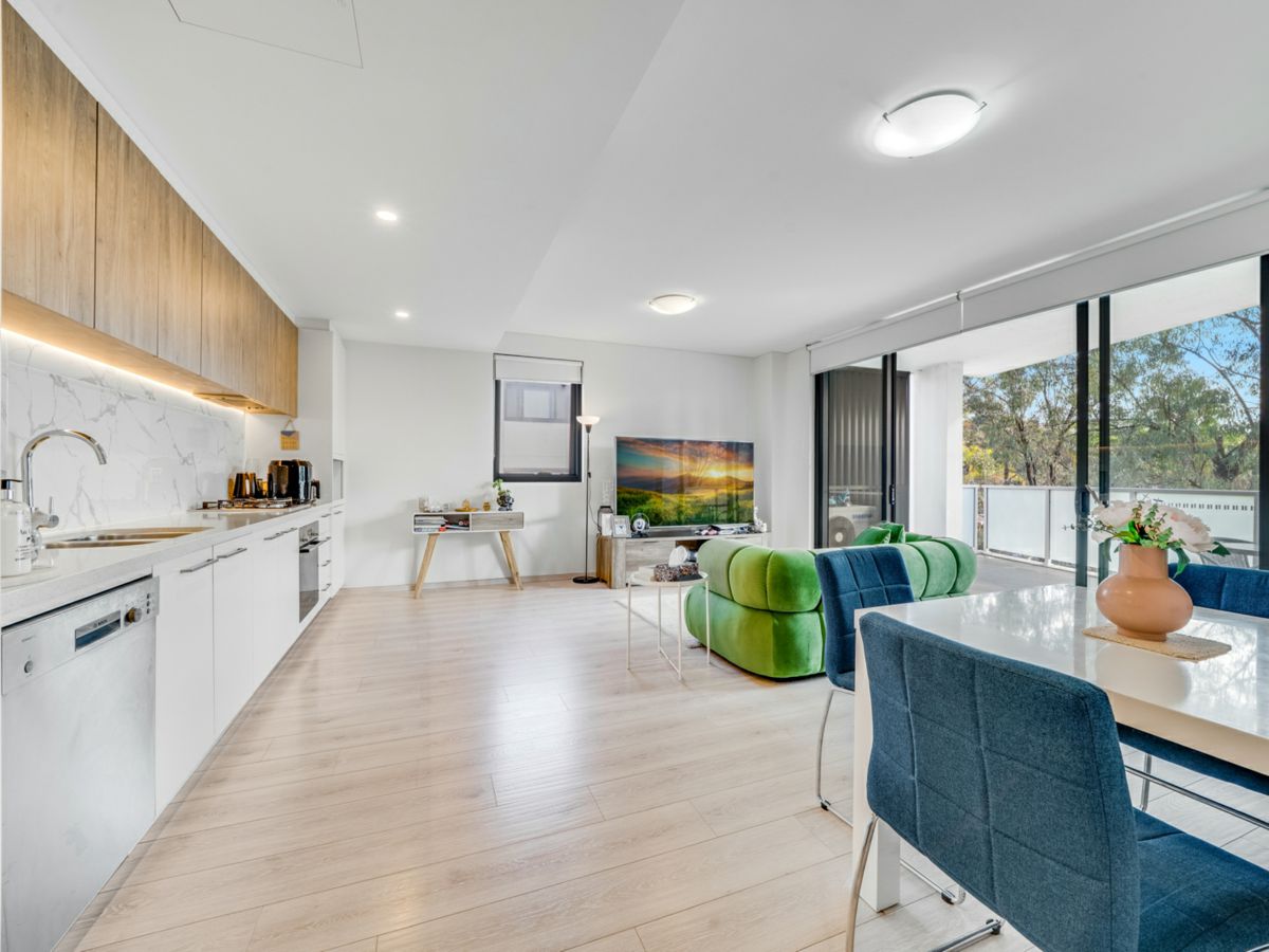 214/1 Herlina Crescent, Rouse Hill - image 1