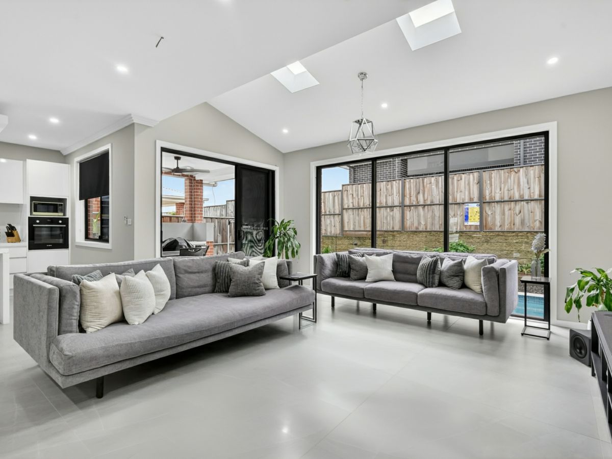 49 Newmarket Parkway, Box Hill - image 1