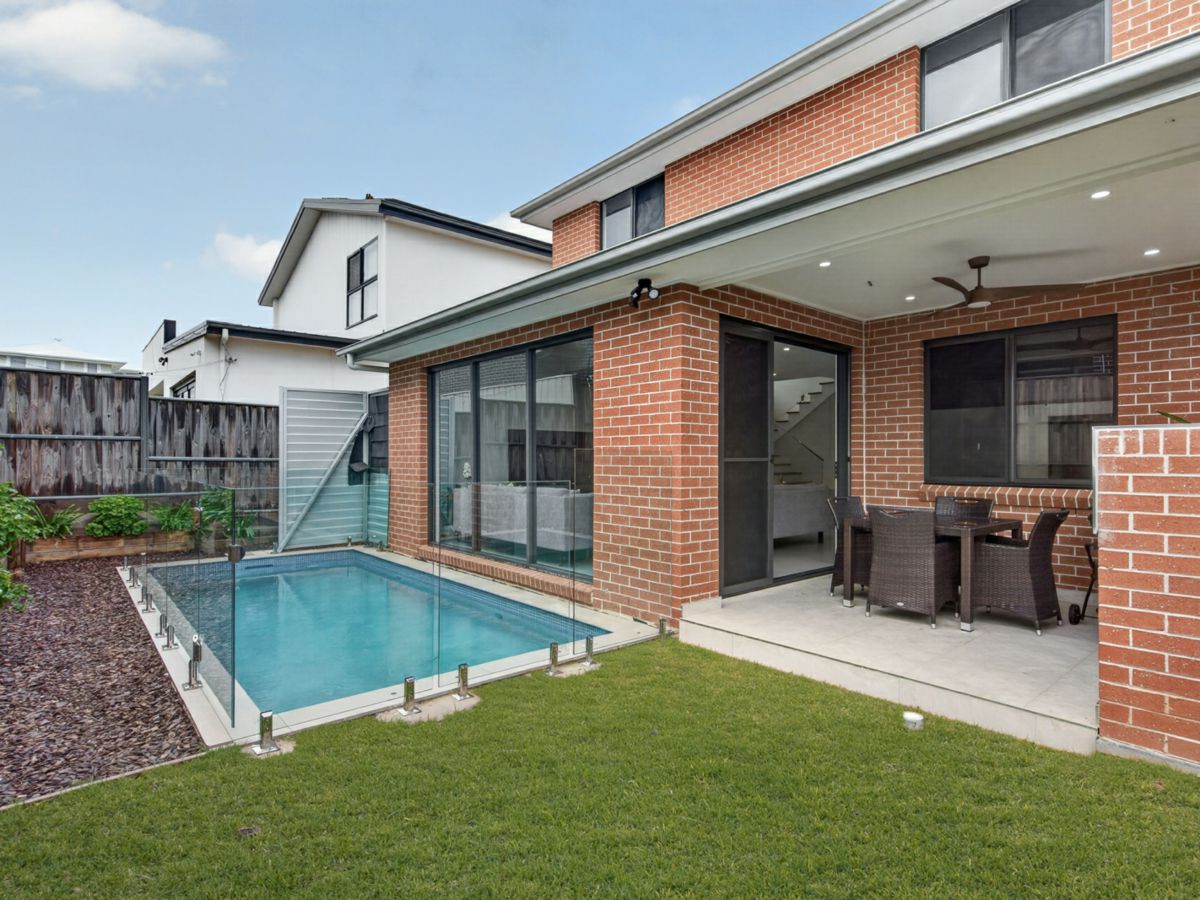 49 Newmarket Parkway, Box Hill - image 2
