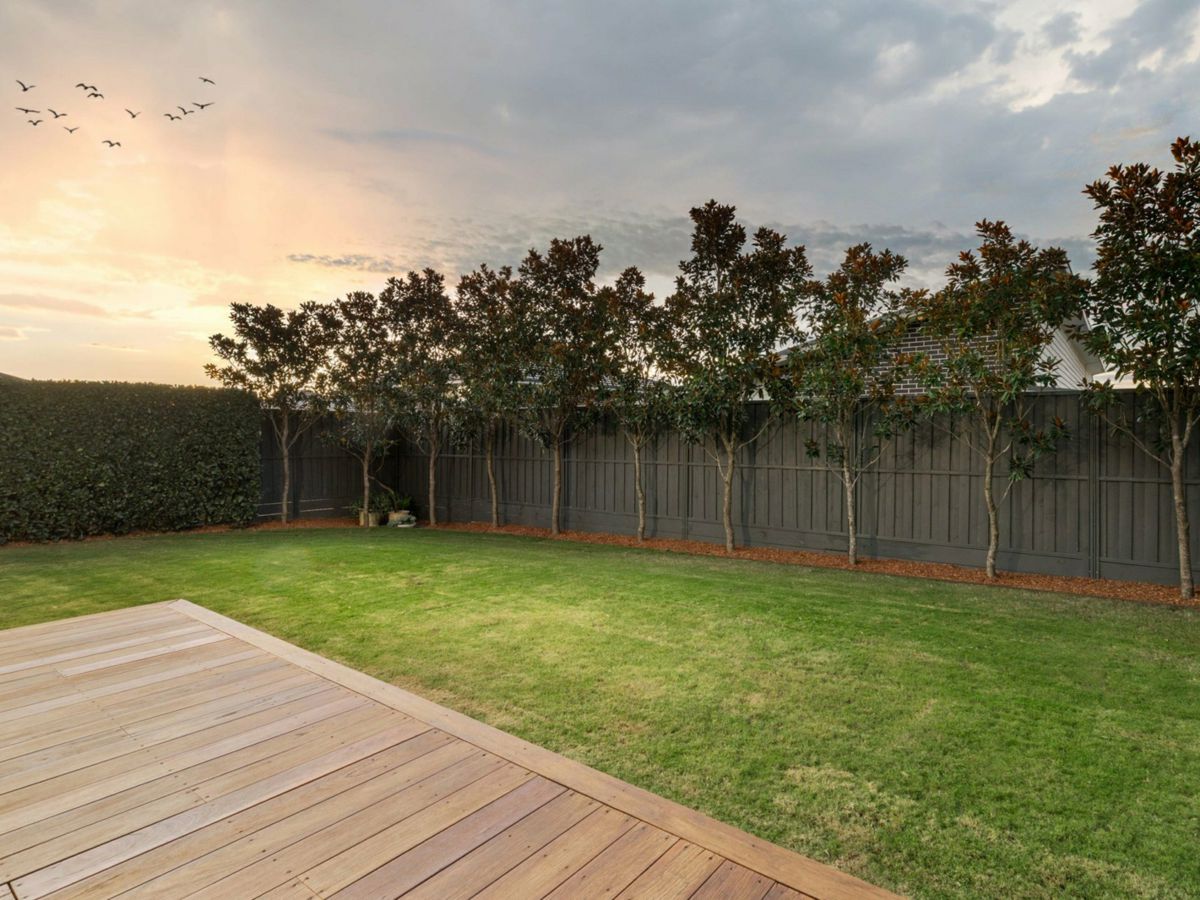30 Triumph Road, Gables - image 3