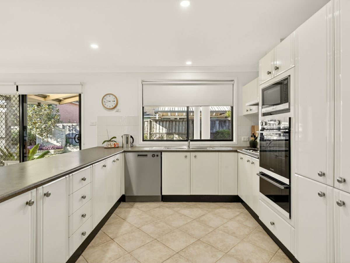 28 Kirkcaldy Circuit, Kellyville - image 3
