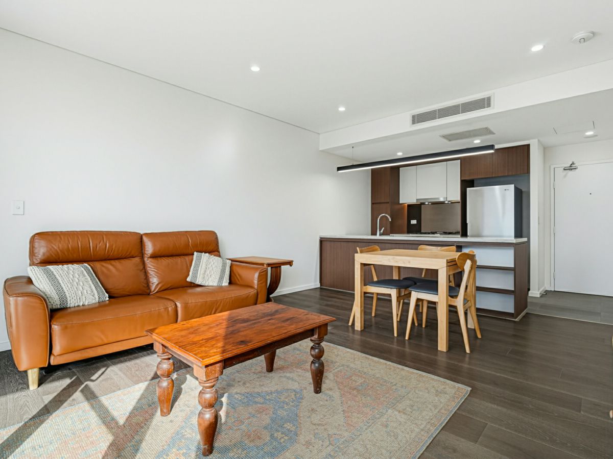 502/106 Caddies Boulevard, Rouse Hill - image 2
