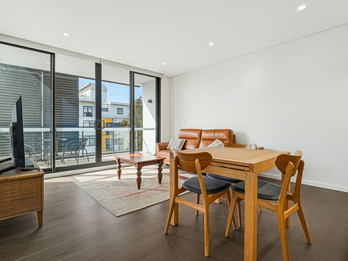 502/106 Caddies Boulevard, Rouse Hill - image 3