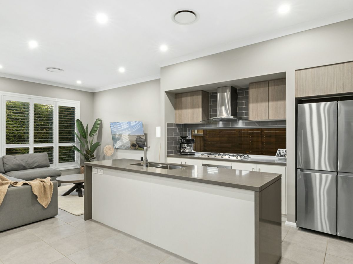 27 Romagnola Street, Box Hill - image 3