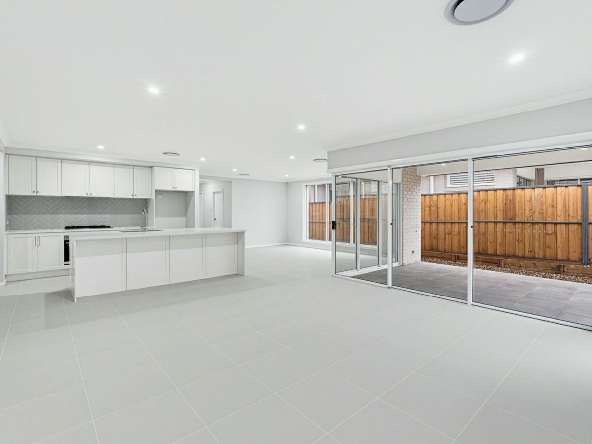 19 Bar Street, Box Hill - image 2