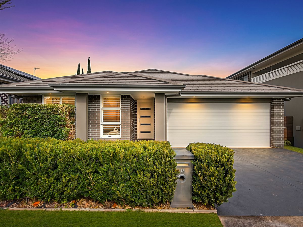 15 Mountain Street, The Ponds - image 1