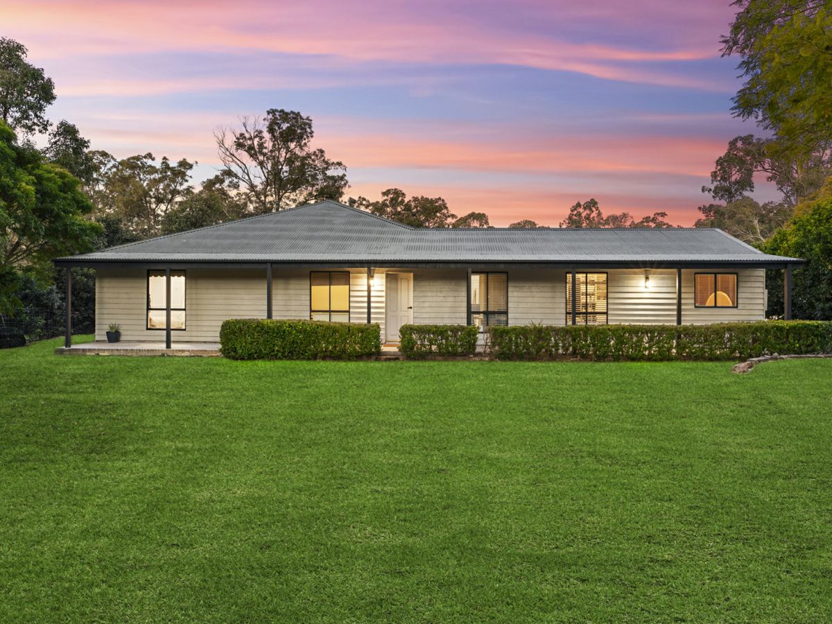 15 Avondale Road, Pitt Town - image 1