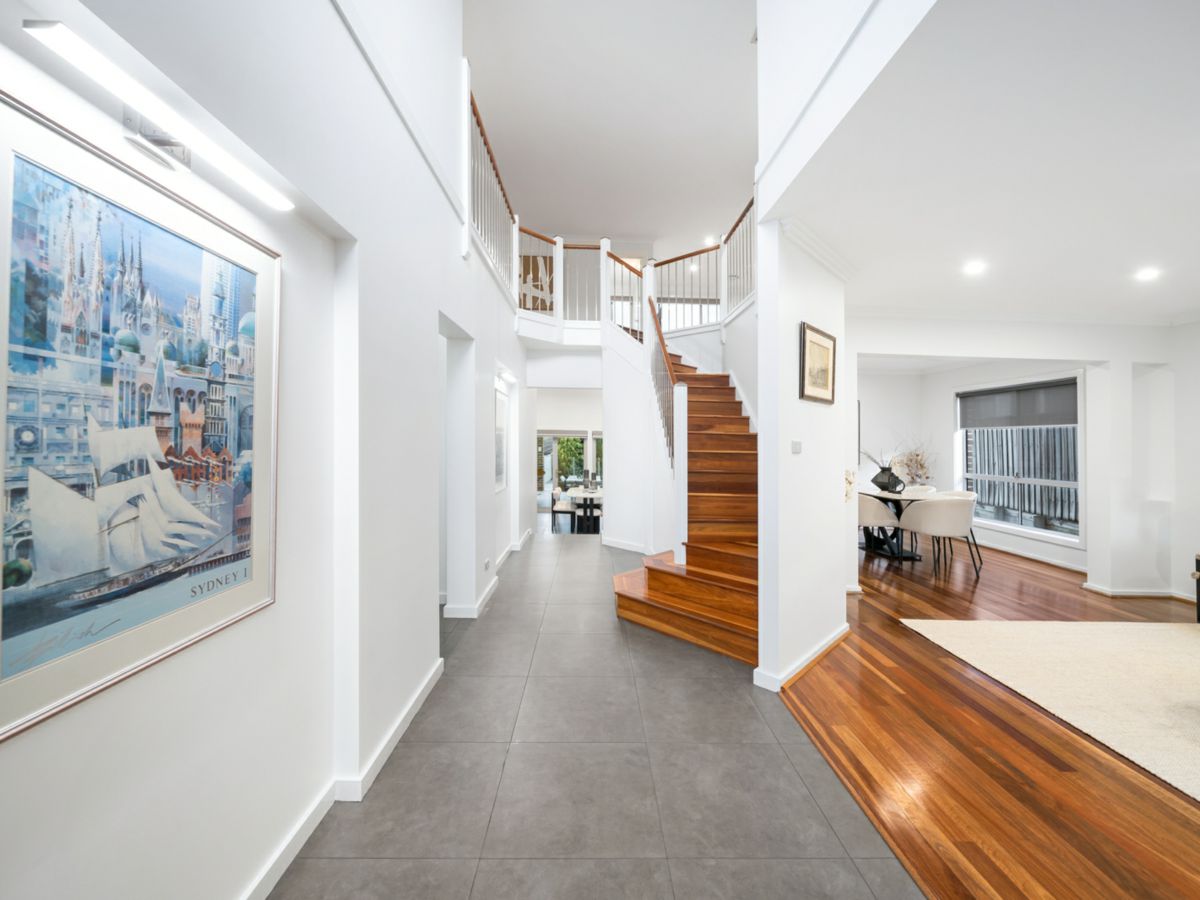 7 Courtley Avenue, Kellyville Ridge - image 2