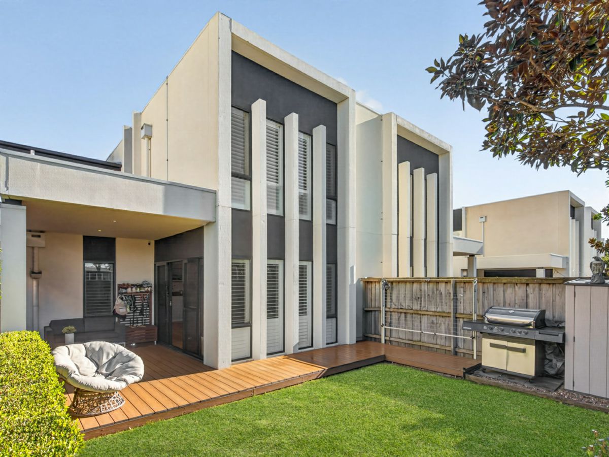 92 Rutherford Avenue, Kellyville - image 2